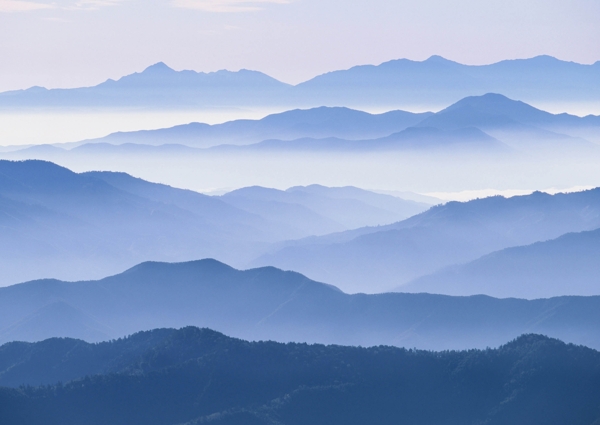 云山霧漫圖片
