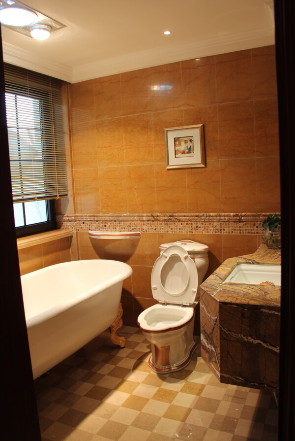 现代浴室两色格子地板室内装修效果图