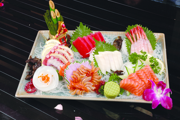 日本料理刺身拼盤