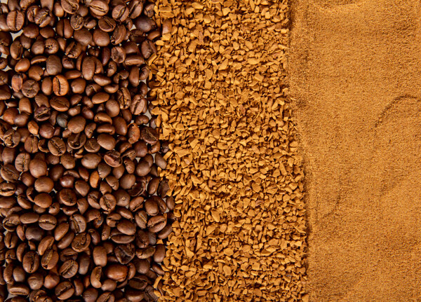 咖啡豆与咖啡末图片图片