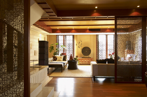 中式典雅客厅木制镂空隔断室内装修效果图