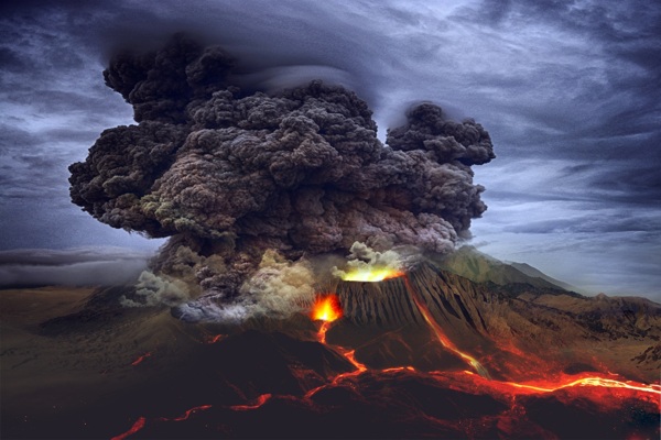 火山爆发烟雾岩浆8k图片素材