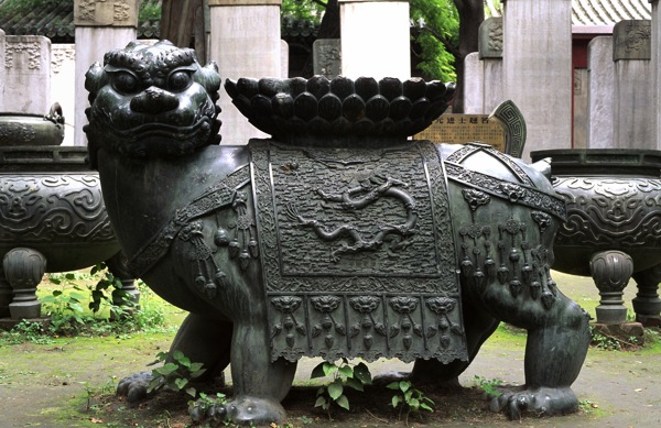石獅雕刻圖