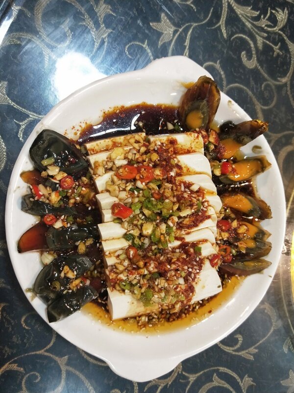 皮蛋豆腐