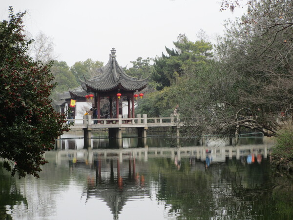 古漪園閣樓湖水閣樓圖片