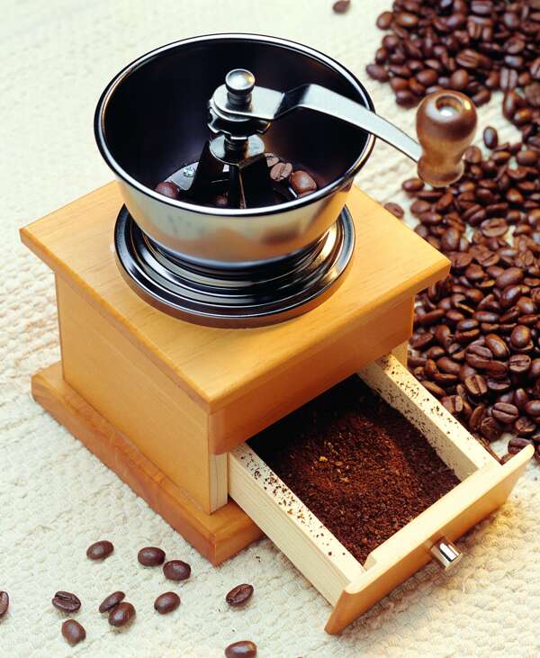 咖啡素材咖啡研磨过程coffee