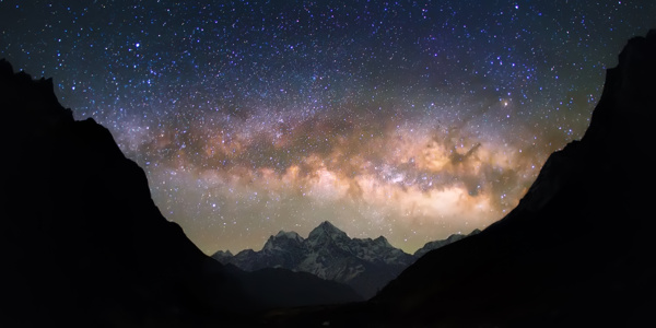 唯美的高山星空