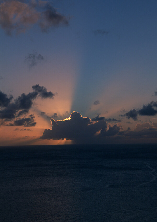 天空天空
