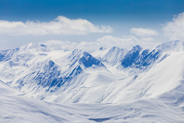 雪山山峰自然生态背景海报素材图片