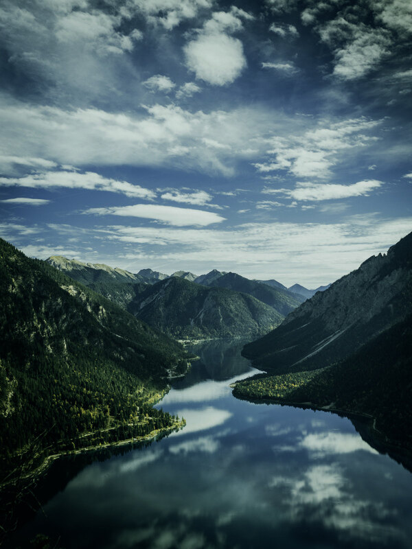 山間美景