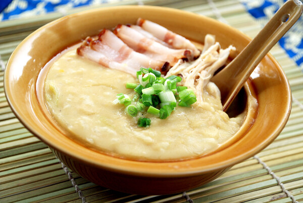 鸡丝火腿豆汤饭图片