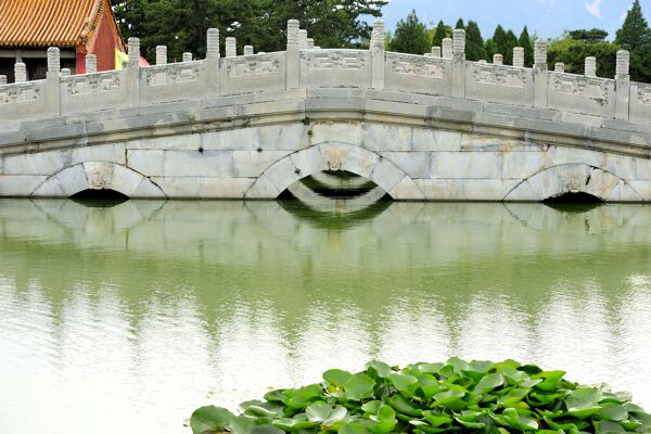 清东陵石桥图片