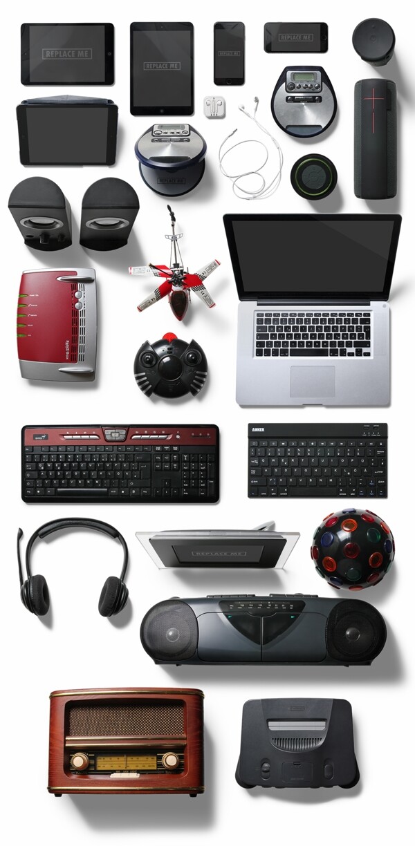 科技时尚产品电脑音箱键盘耳机平板俯视图