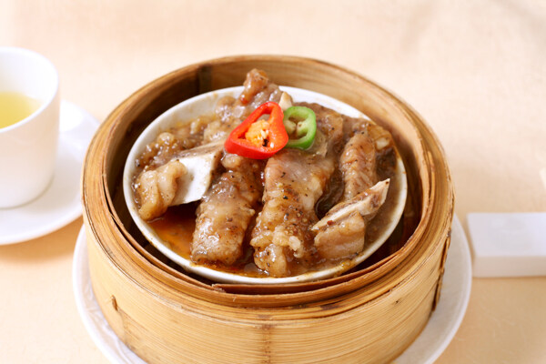 黑椒牛仔骨