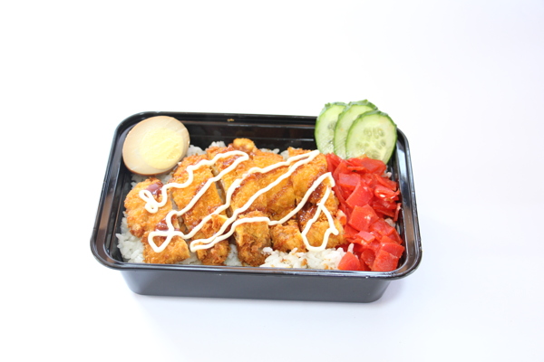 日式外賣盒飯