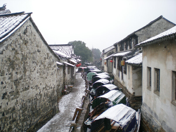 雪景周莊