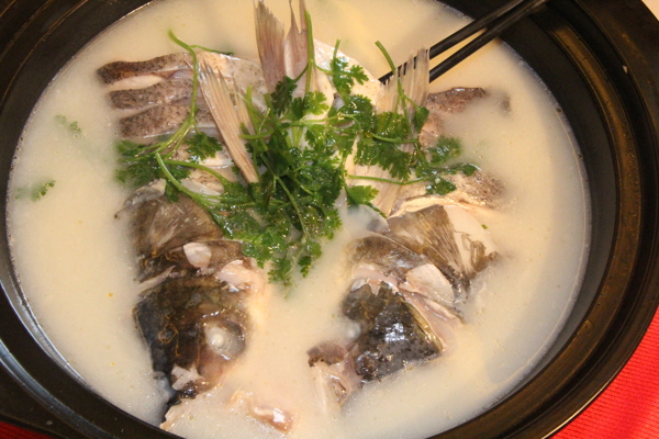 砂鍋魚頭