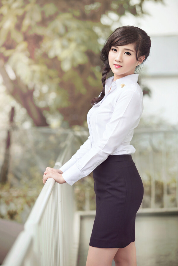 白衣美女圖片