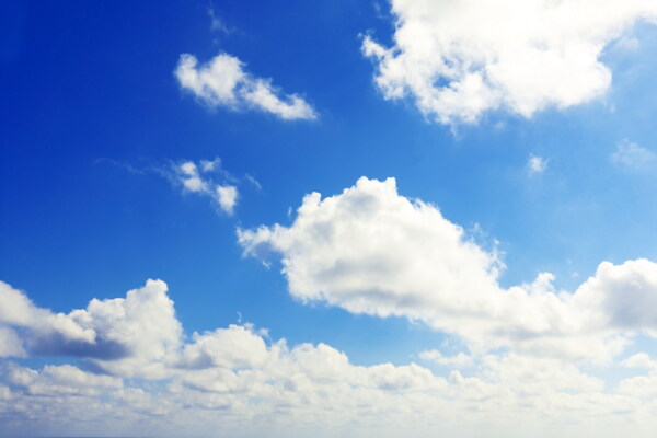美丽的蓝天白云图片