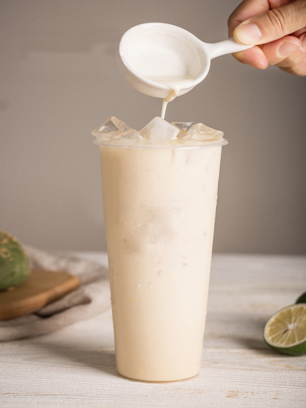 溫柔奶油風(fēng)爽口醇香奶茶奶昔飲品