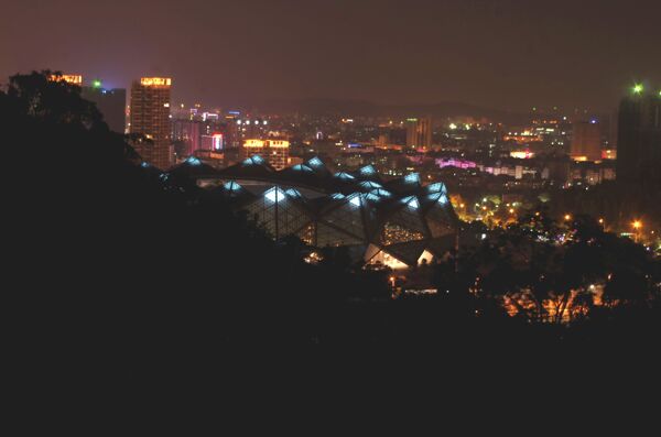 大运城夜景全景图片