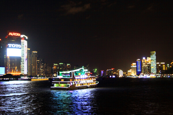 黄浦江畔夜景图片