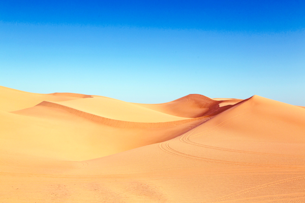 沙漠蓝天