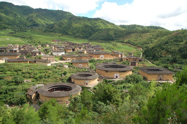 福建初溪土楼群图片