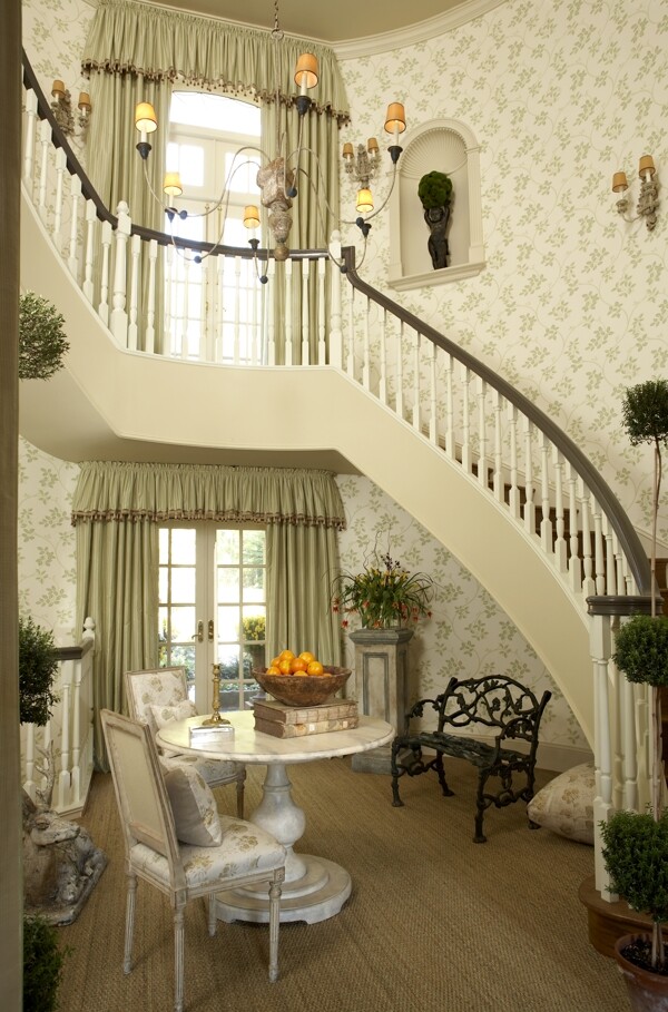 楼梯白色欧式图片