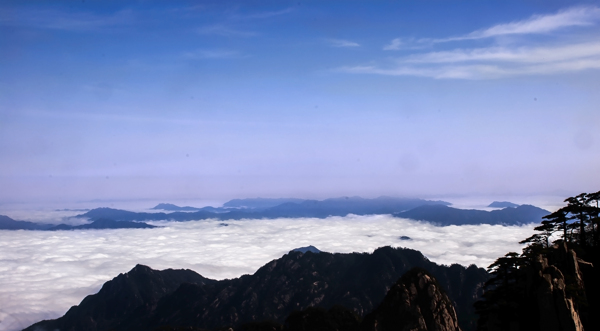 安徽黄山云海风景