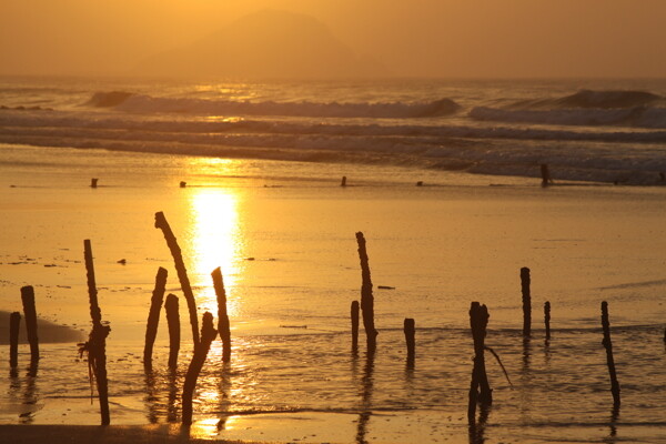 日出海滩图片