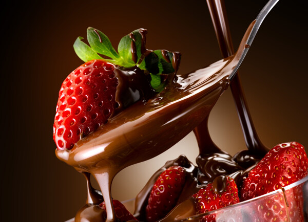 草莓与巧克力图片