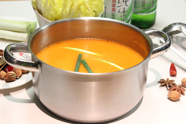 番茄火锅汤底图片