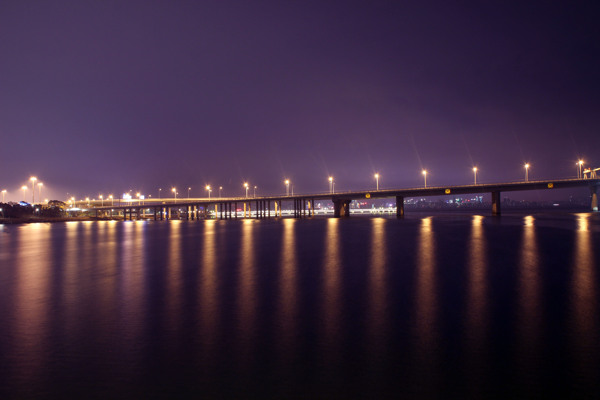 深圳湾大桥夜景图片