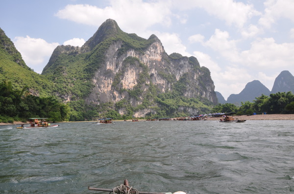 九马画山图片