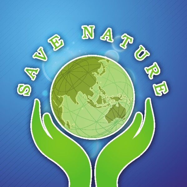 人类的双手捧着蓝色背景上的地球拯救自然观