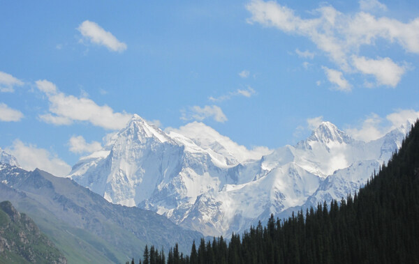 夏塔雪山