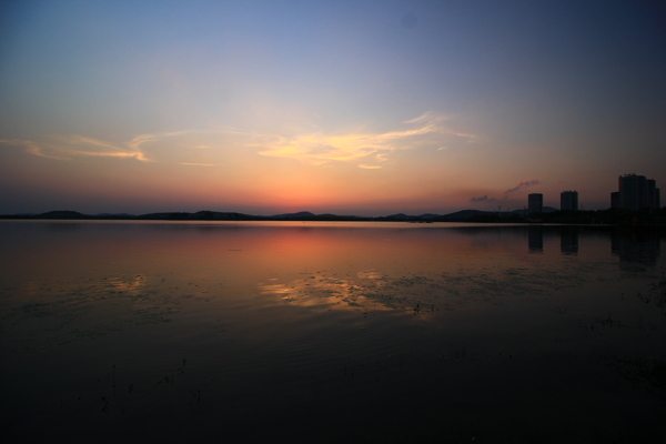 江苏无锡蠡湖夕阳风景