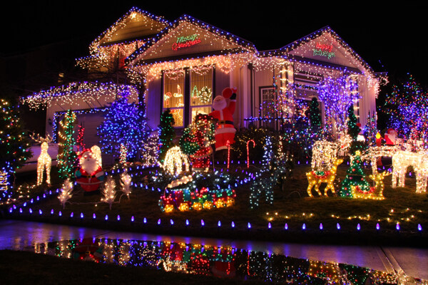圣诞节房屋彩灯装饰