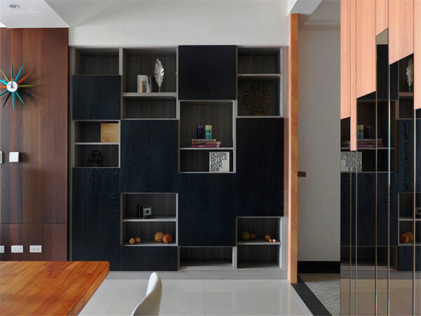 中式客厅墨蓝色衣柜室内装修效果图