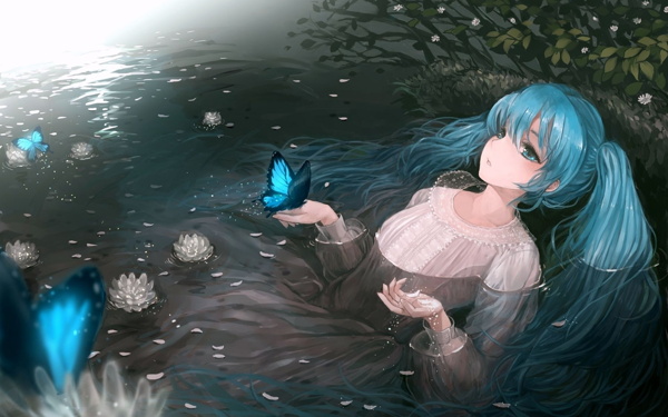 水中初音