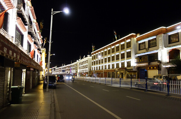 北京街道夜景图片