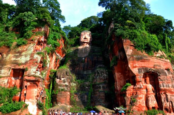 乐山大佛风景图图片