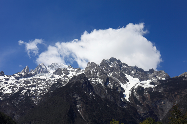 玉龙雪山