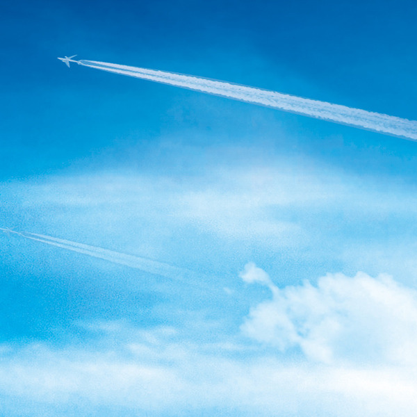蓝天白云飞机背景
