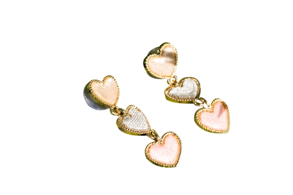 粉色系列心形金属耳环