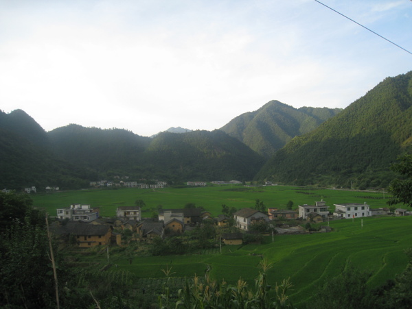 山村