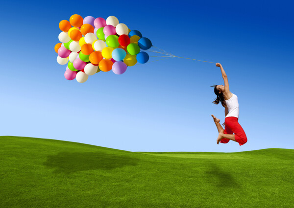 彩色气球与兴奋女人图片