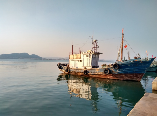 青岛渔船