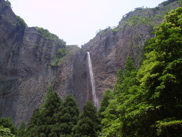 雁荡山瀑布